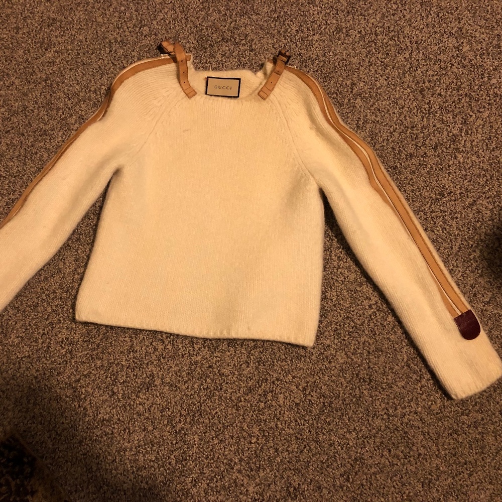 Gucci Sweater (new never worn)